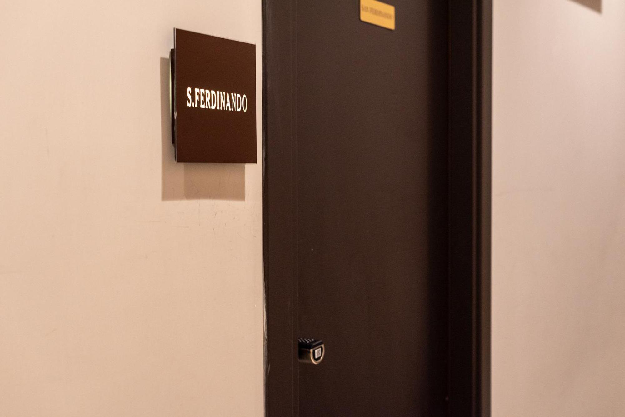 Neapolis Lifestyle Bed & Breakfast Bagian luar foto
