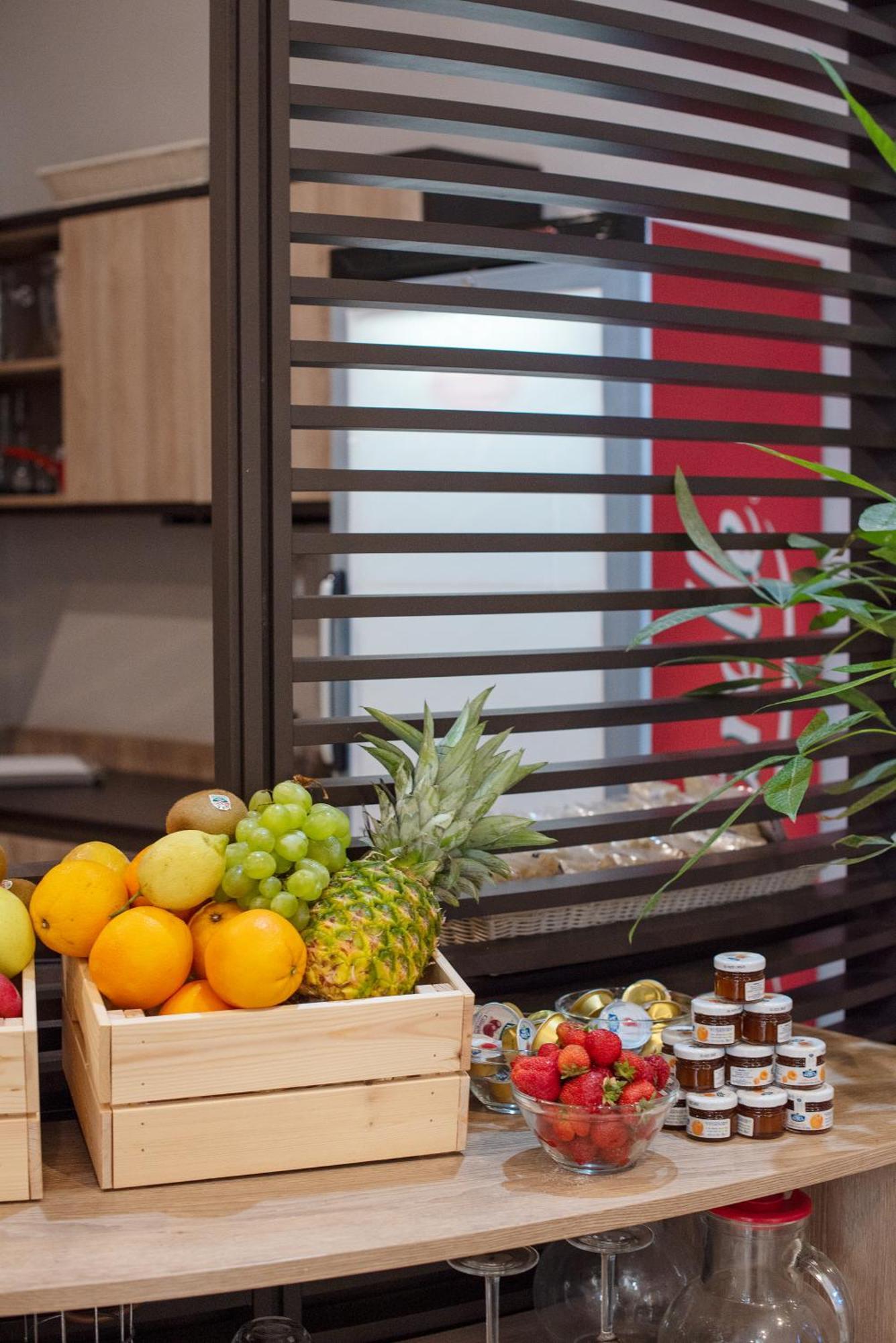 Neapolis Lifestyle Bed & Breakfast Bagian luar foto