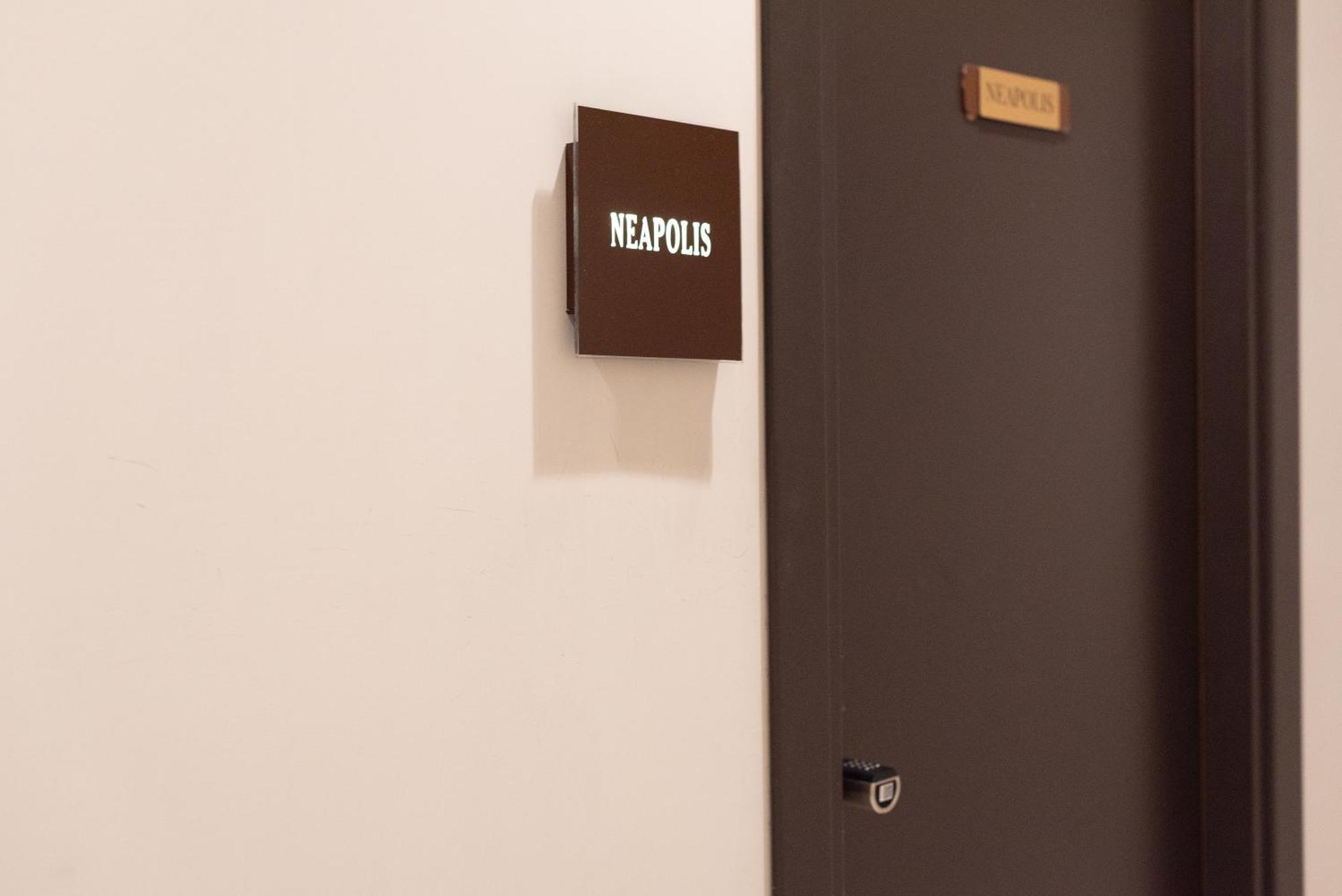Neapolis Lifestyle Bed & Breakfast Bagian luar foto